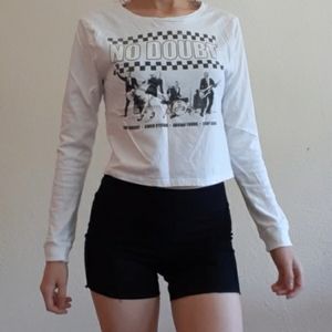 Cropped long sleeve No Doubt band shirt